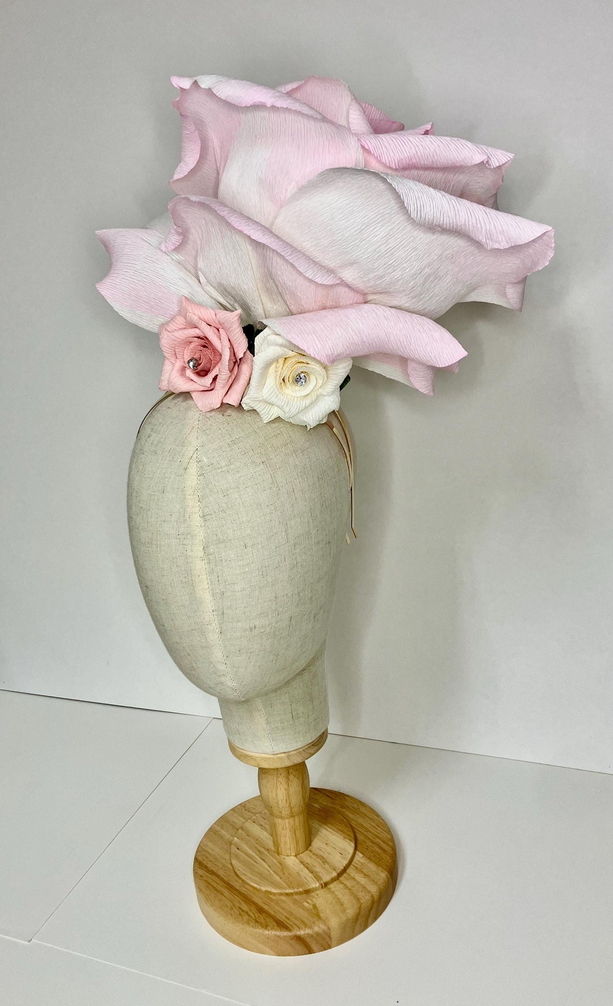 Rose Fascinator-Paper Flowers-Crepe Paper Flower Hat-Flower Headpiece-Rose Headband-Hair Accessories-Frida Khalo Headband-Fascinator
