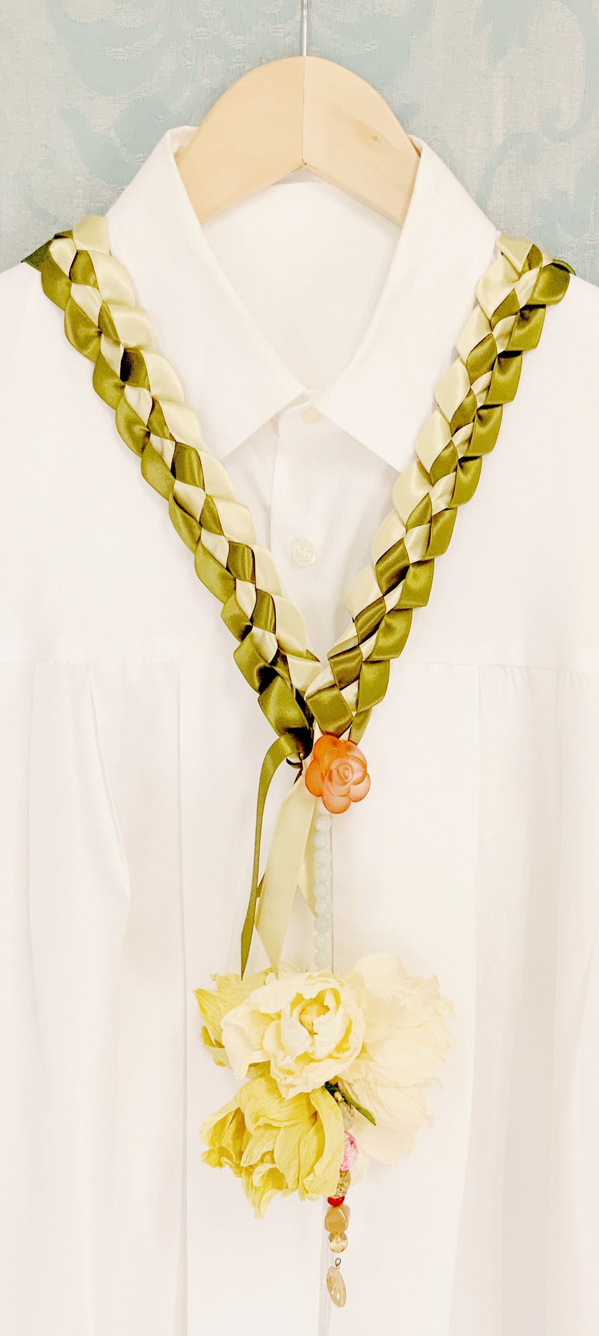 Graduation Lei-Birthday Lei-Custom Flower and Ribbon Leis-Crepe Paper Flower Leis-Ribbon Leis