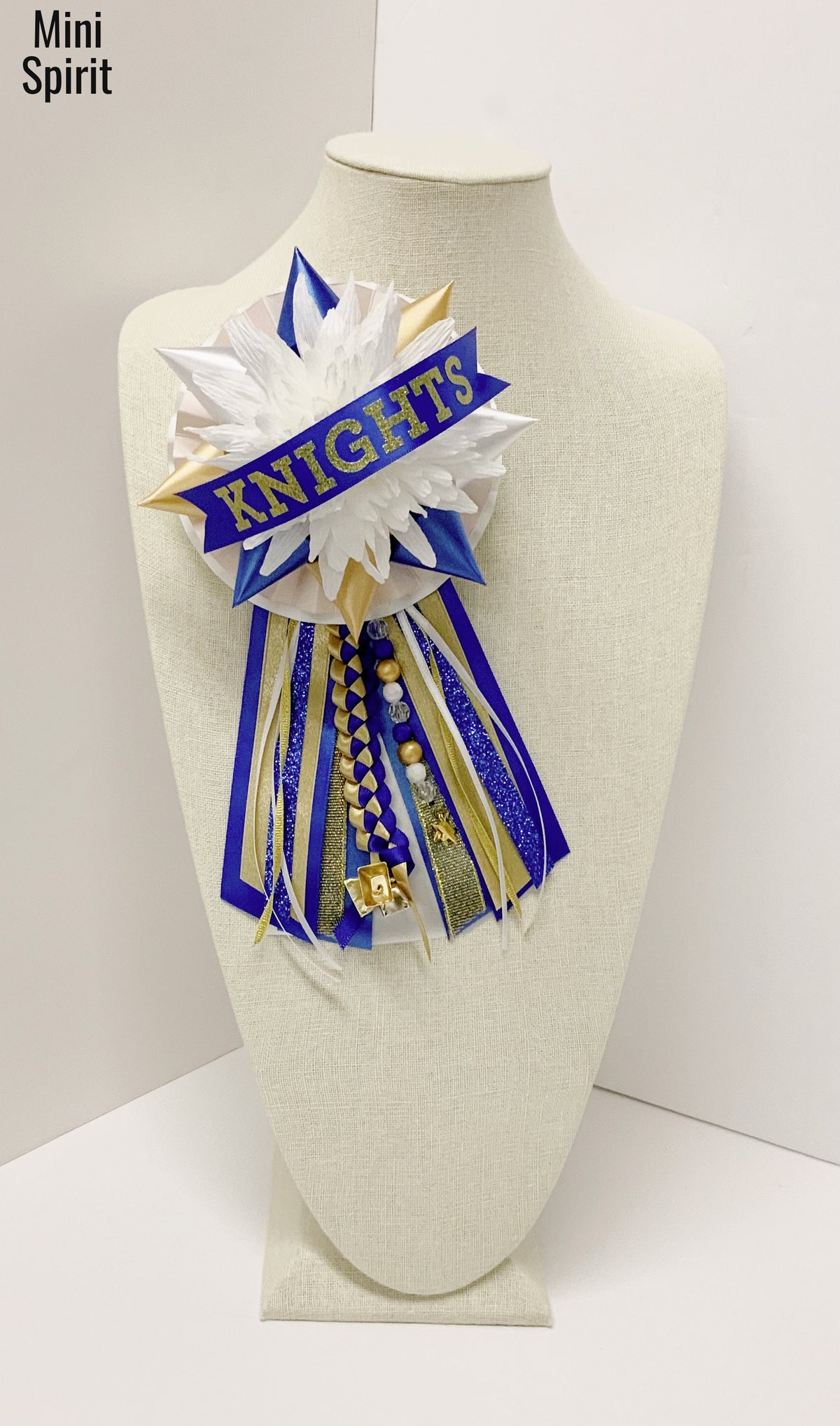 Custom School Spirit Mum Pin – Homecoming Corsage